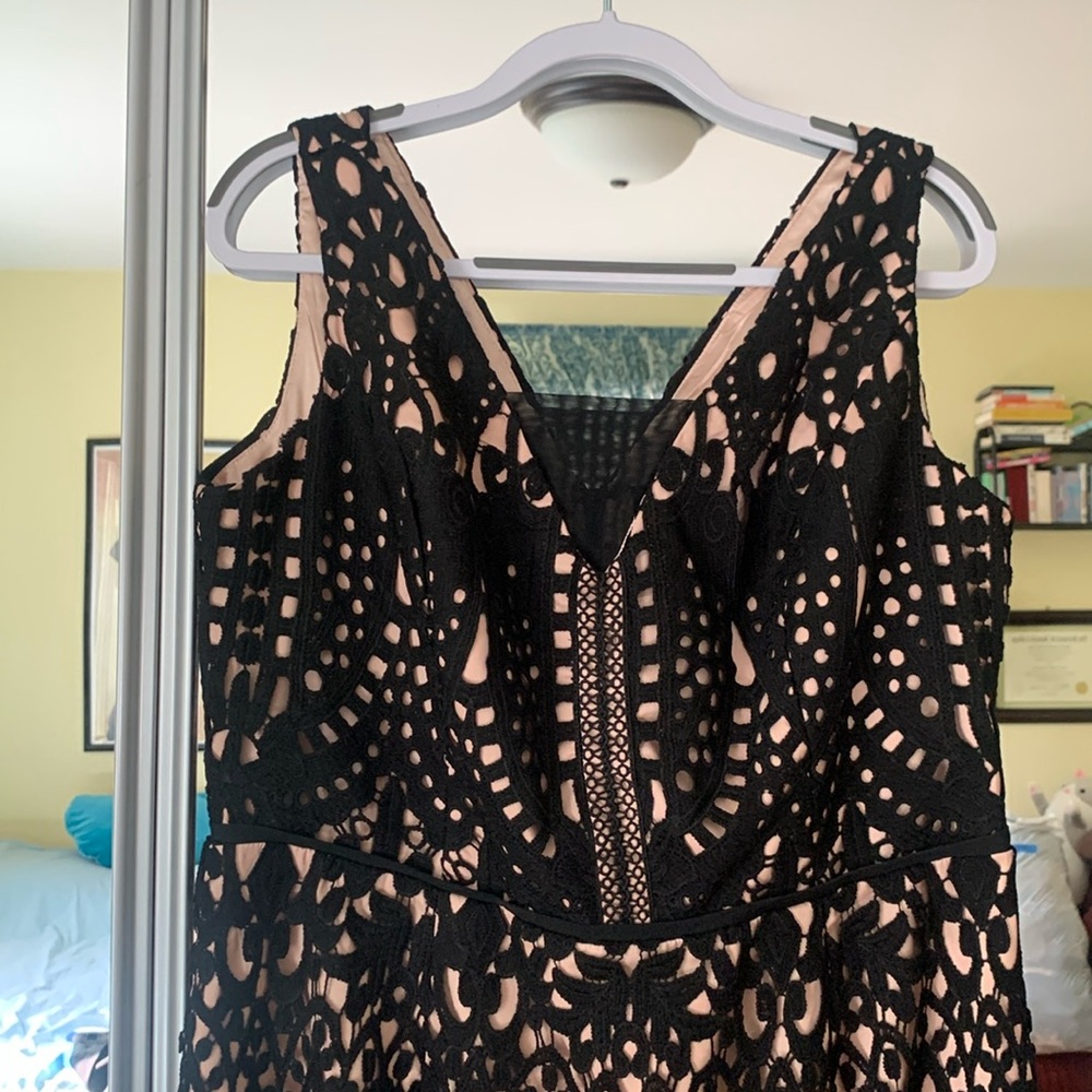 City Chic lacy dress